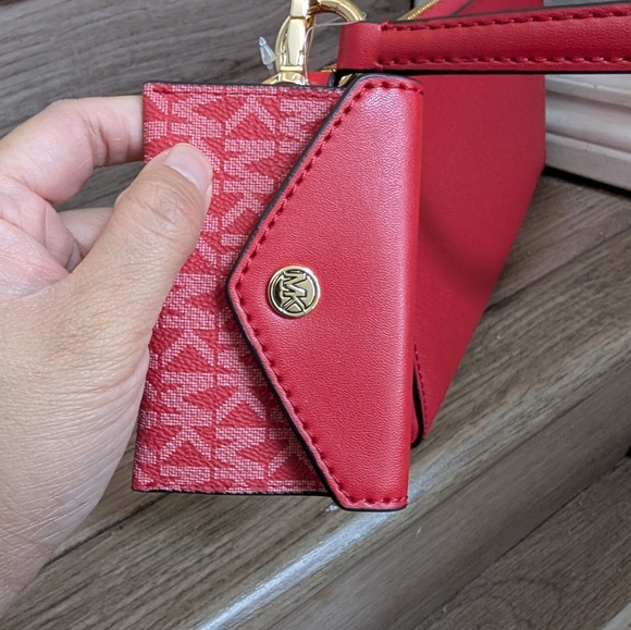 NWT Michael Kors Vincent MD Leather Pouchette Shoulder Bag with Card Holder - Picture 3 of 4